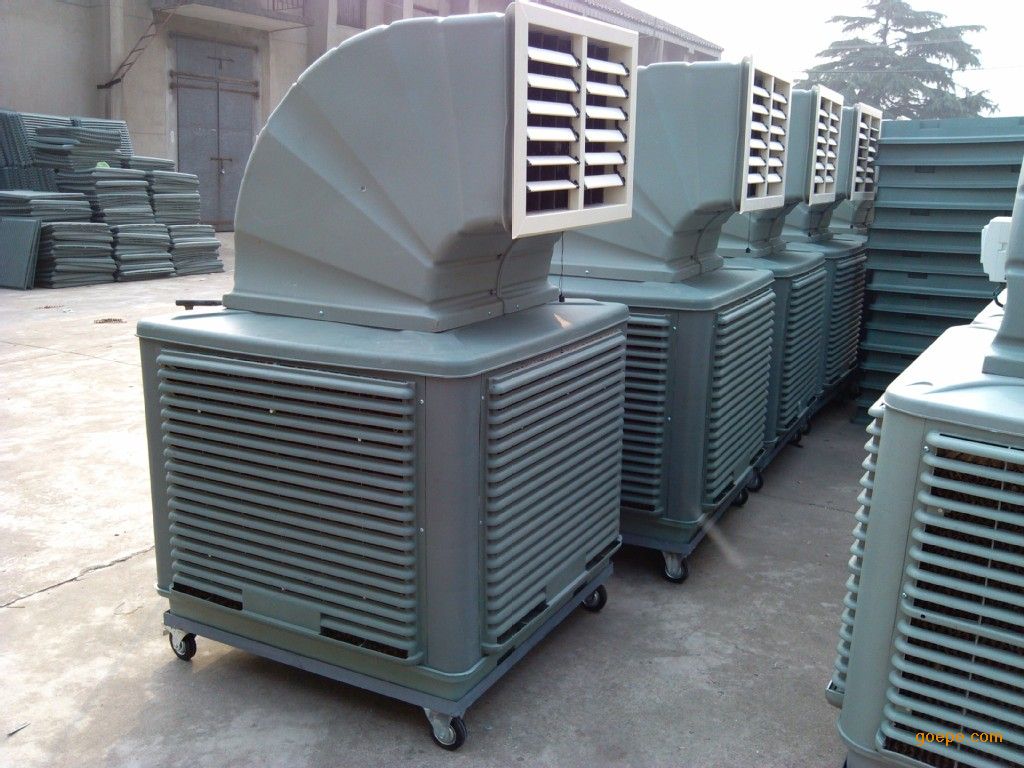 根据不同的工厂行业细分降温方案安装水帘风机降温系统，对厂房进行通风降温处理