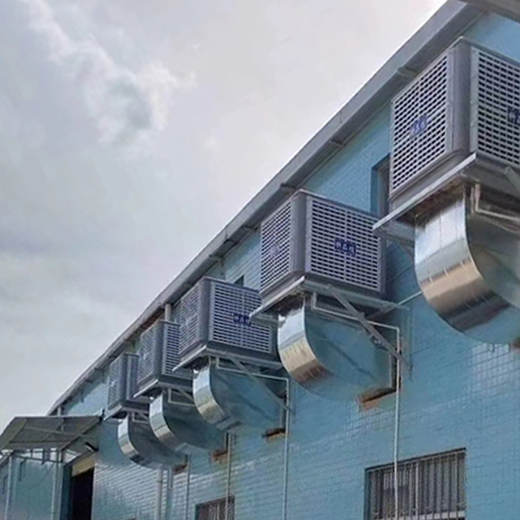  环保空调工厂降温整体降温方案优势在于不需要设计大量的送风管道，安装环保空调直接对着工厂车间吹即可，工厂降温通风环保空调方案无论怎么设计，对于企业来说都有益的，环保空调的优势就在于它多功能，使用省电，省成本，还符合环保要求。