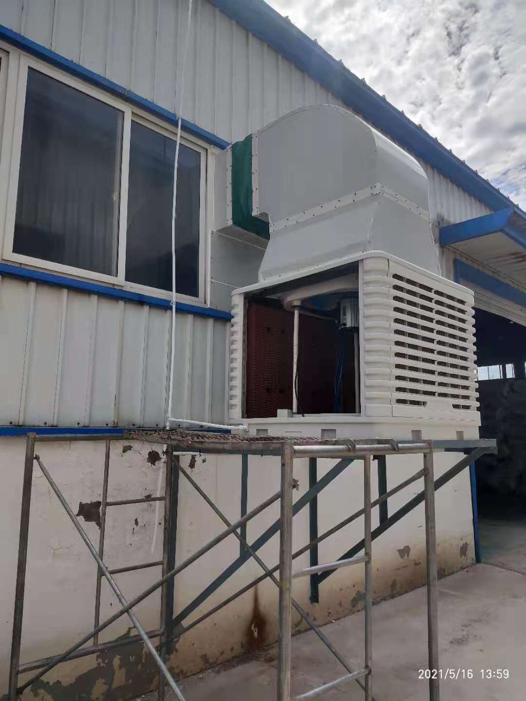 烟台灯管厂厂房散热降温案例